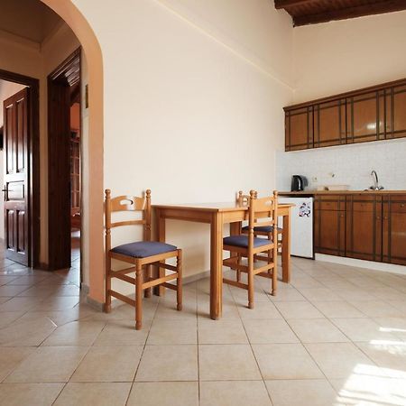 Luisa Hotel Sidari  Luaran gambar