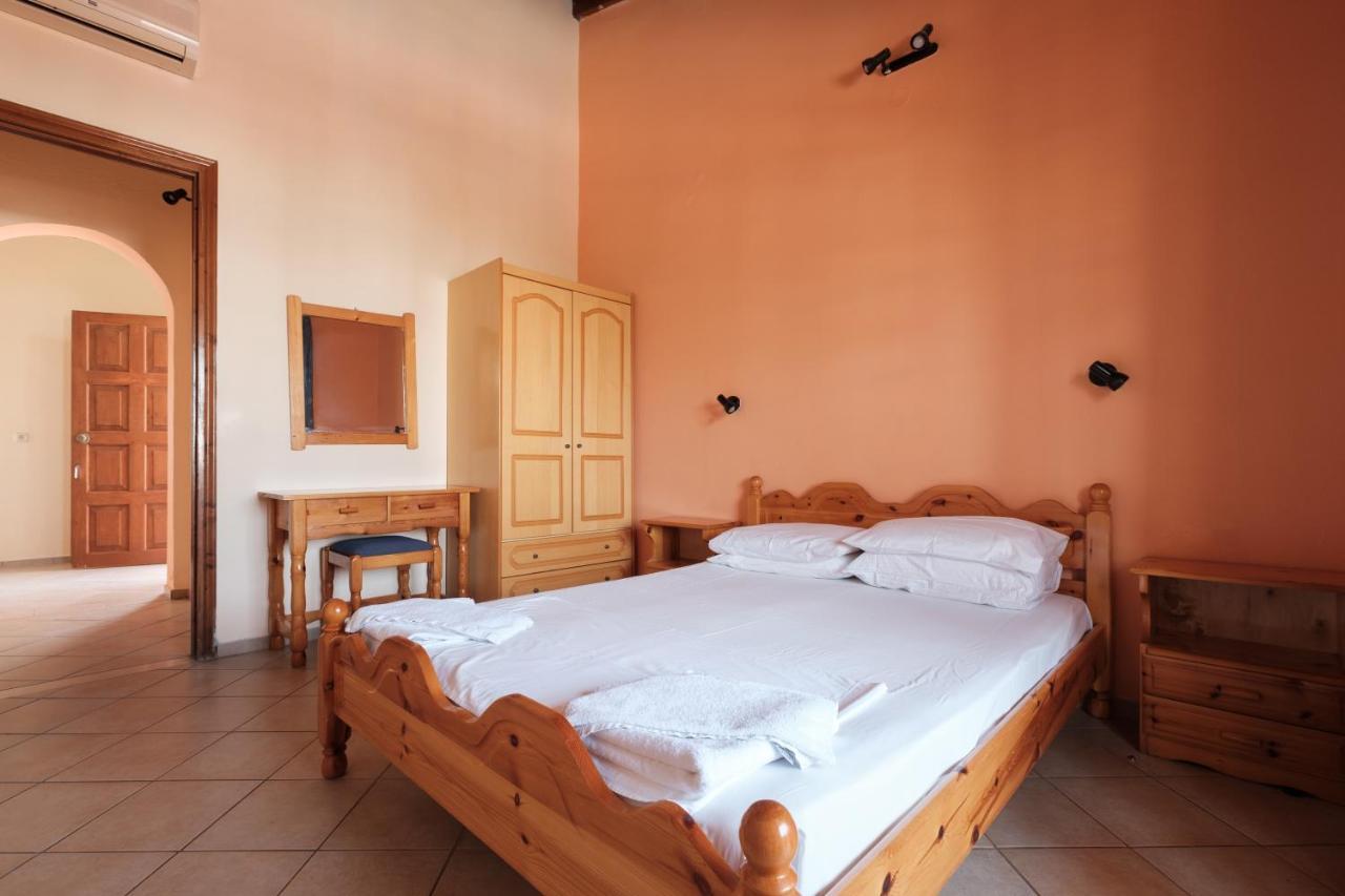 Luisa Hotel Sidari  Luaran gambar