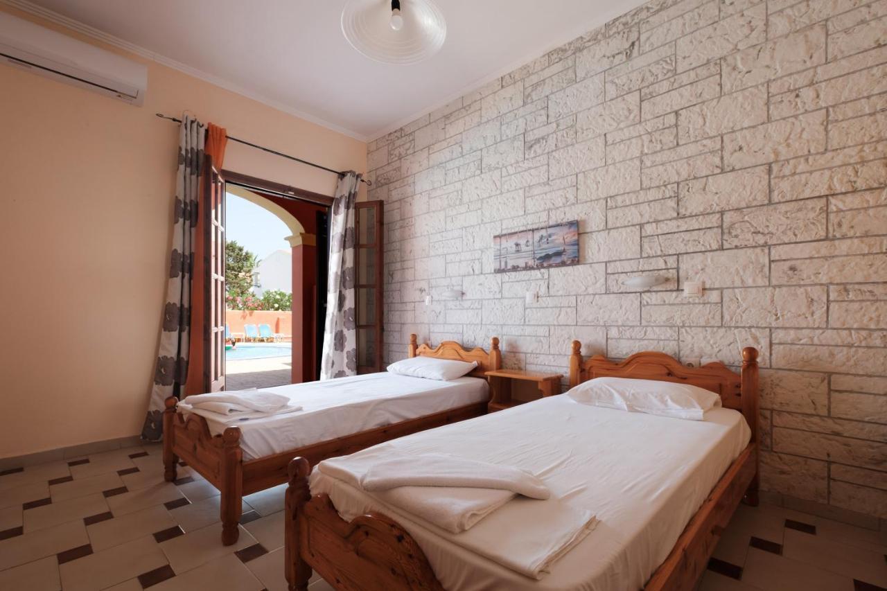Luisa Hotel Sidari  Luaran gambar