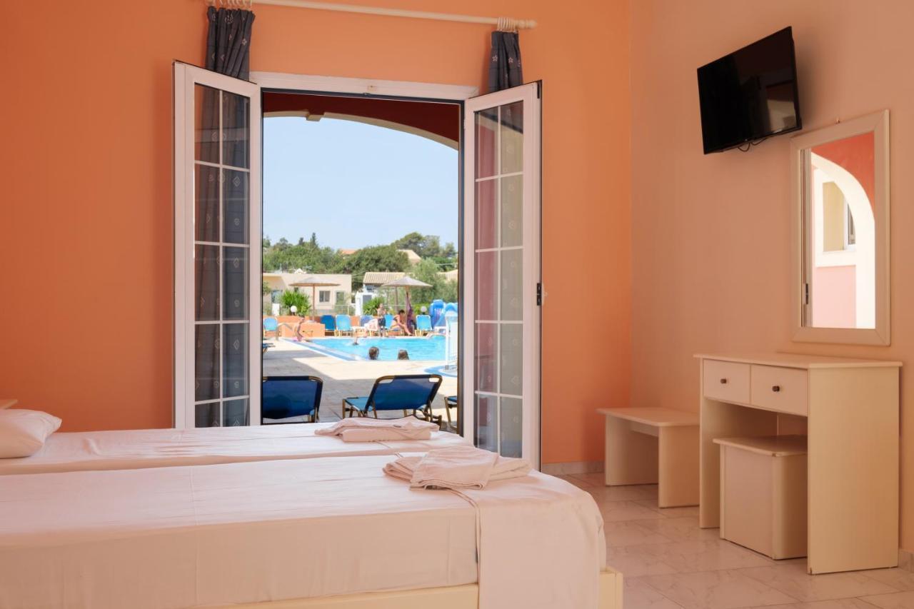 Luisa Hotel Sidari  Luaran gambar